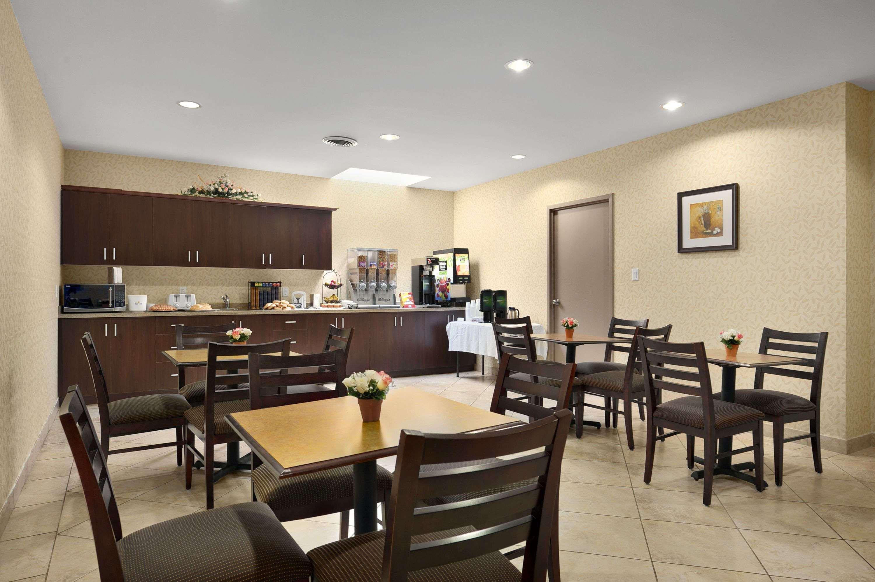 Days Inn By Wyndham Brampton Restauracja zdjęcie