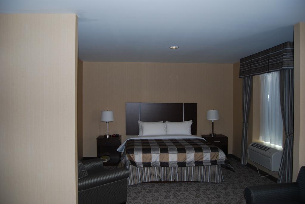Days Inn By Wyndham Brampton Zewnętrze zdjęcie